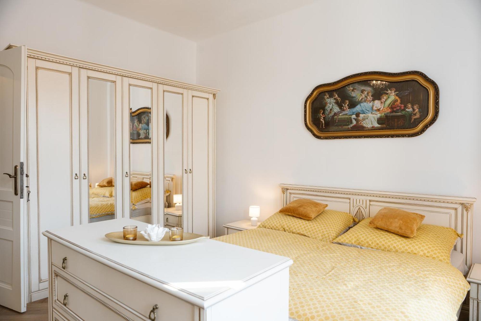 Franz Josef Apartmany, Apartman Zita Дечин Екстериор снимка
